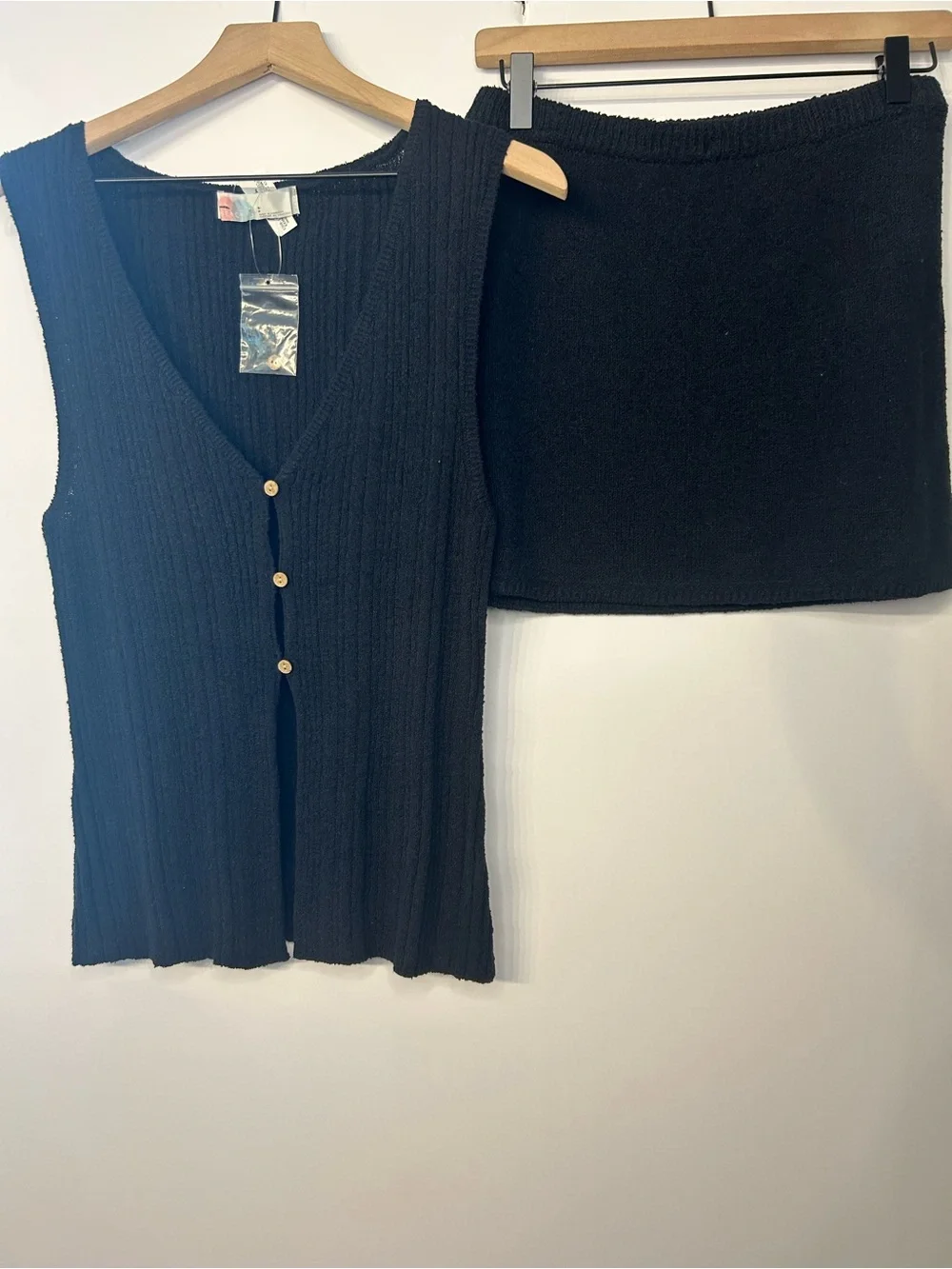 *NWT* Free People Women’s FP Beach Black Rhea Sweater Set w/ Top & Skirt, Small - Picture 3 of 16